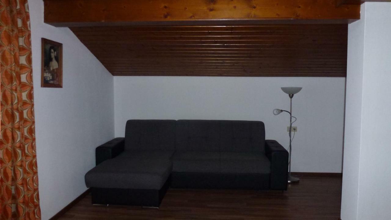 Hasenauer Apartment *